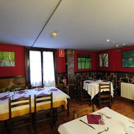 Hotel Rural Bereau Лесака Екстер'єр фото