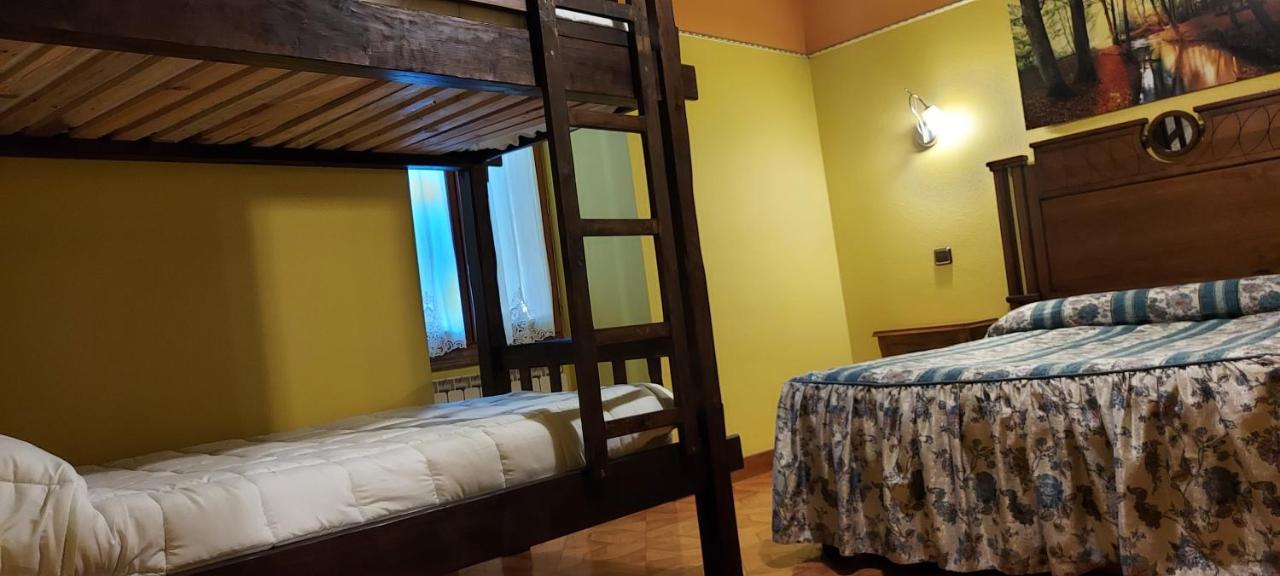Hotel Rural Bereau Лесака Екстер'єр фото